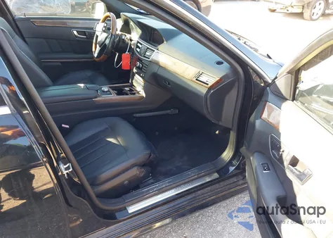 2012 Mercedes-Benz E 350 z USA, uszkodzony, nr VIN WDDHF5KB3CA544588